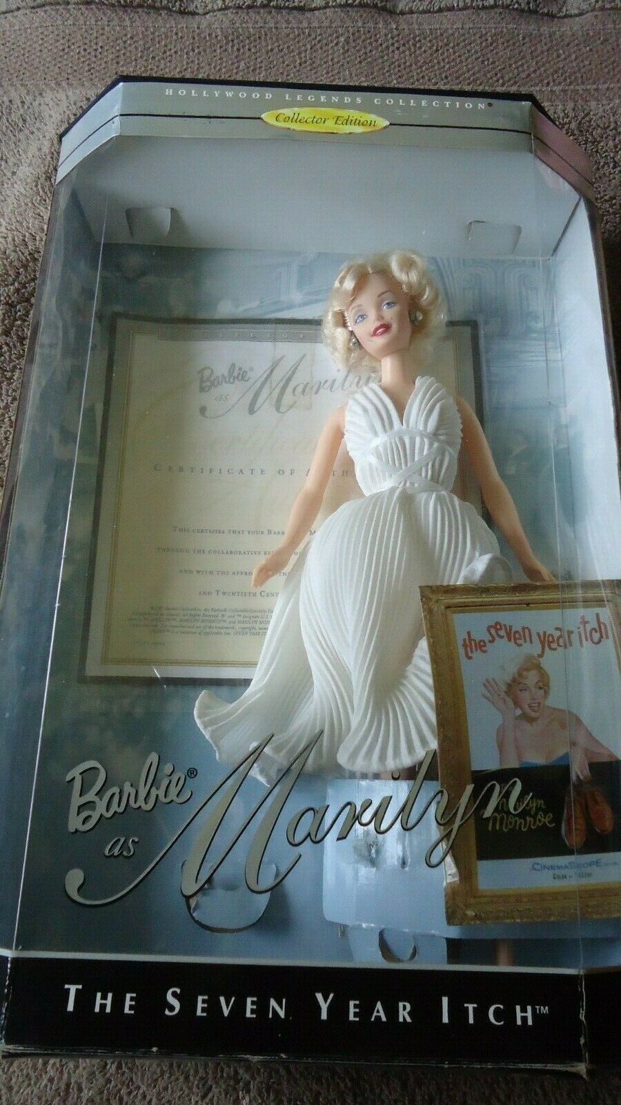 Barbie - Marilyn Monroe Doll - 7 Year Itch - Hollywood Legend's Collection